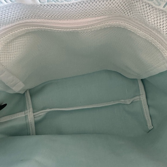 Brand New Lacoste Nylon Tote in Light Blue - Picture 6 of 6